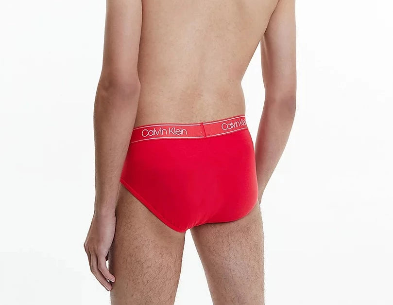 Calvin Klein 1 Pack Briefs - Essential Calvin - Exact Red – Trunks